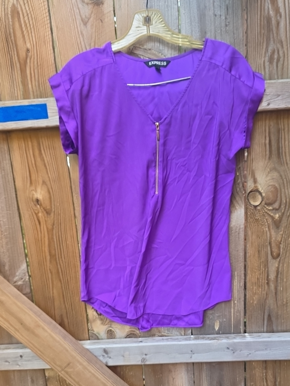 Express Purple Short-Sleeve Zip V-Neck Blouse